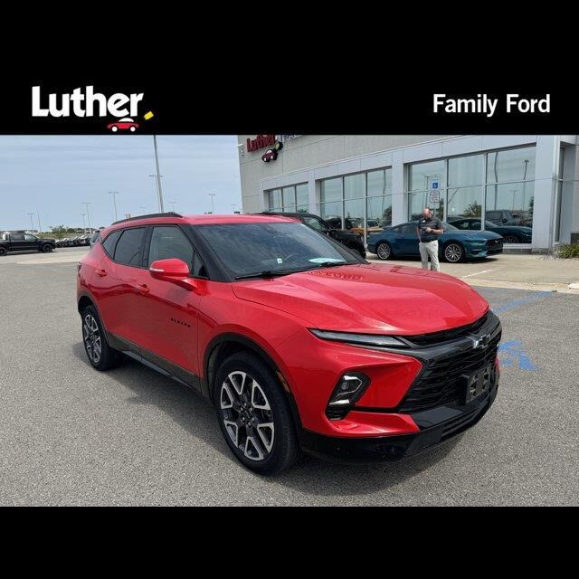 2023 Chevrolet Blazer RS — photo 1 of 4