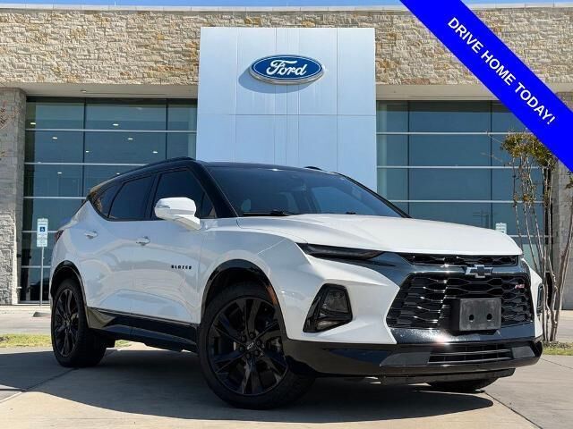2022 Chevrolet Blazer RS — photo 1 of 26