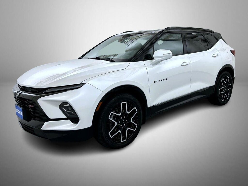 2023 Chevrolet Blazer RS — photo 1 of 1