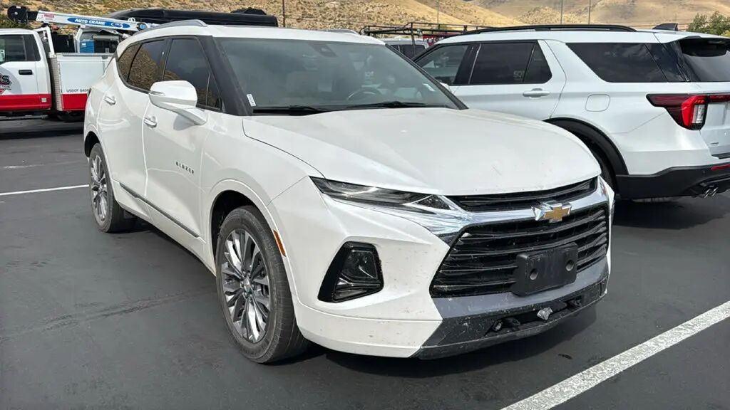 2021 Chevrolet Blazer Premier — photo 1 of 3