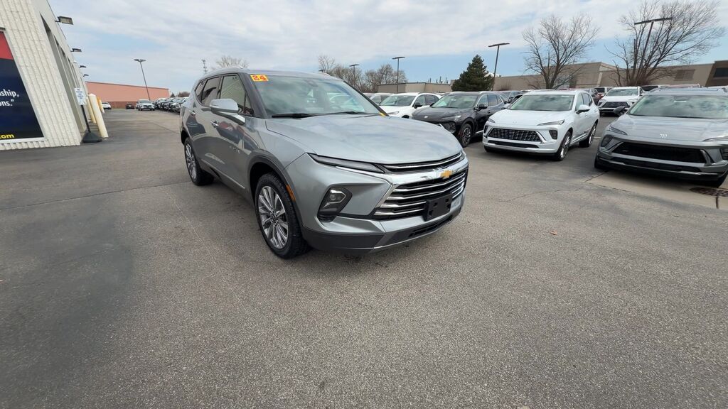 2024 Chevrolet Blazer Premier — photo 1 of 7