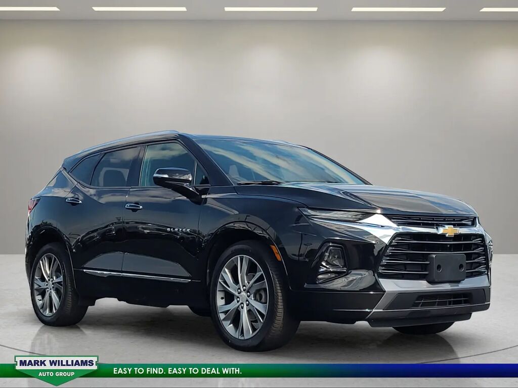 2020 Chevrolet Blazer Premier — photo 1 of 19