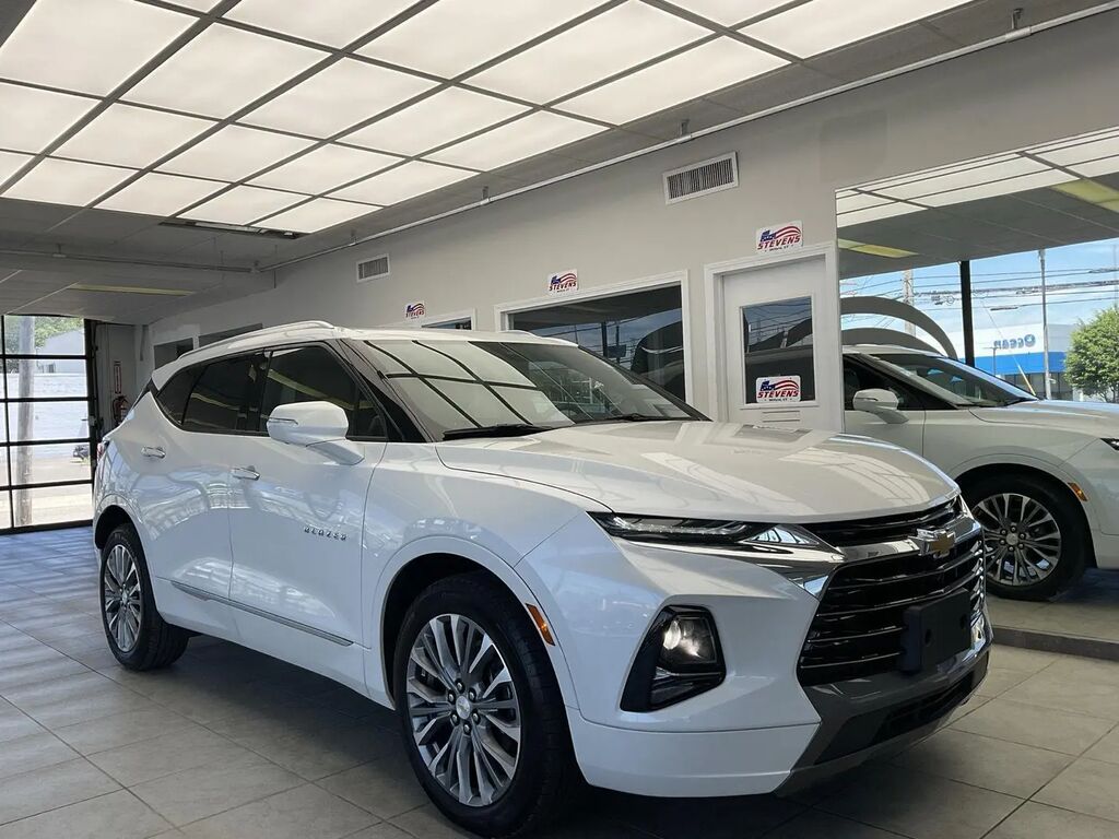 2020 Chevrolet Blazer Premier — photo 1 of 16