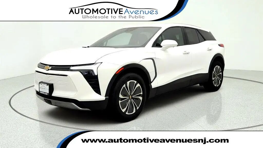2024 Chevrolet Blazer EV 2LT — photo 1 of 26