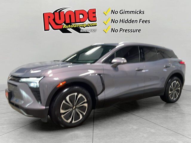 2024 Chevrolet Blazer EV eAWD LT — photo 1 of 33