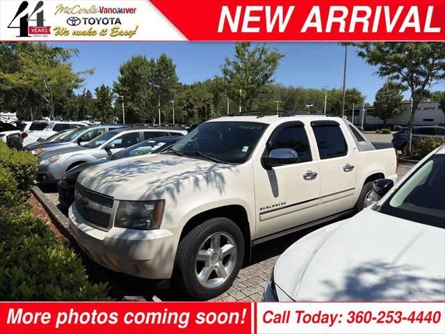 2011 Chevrolet Avalanche LTZ