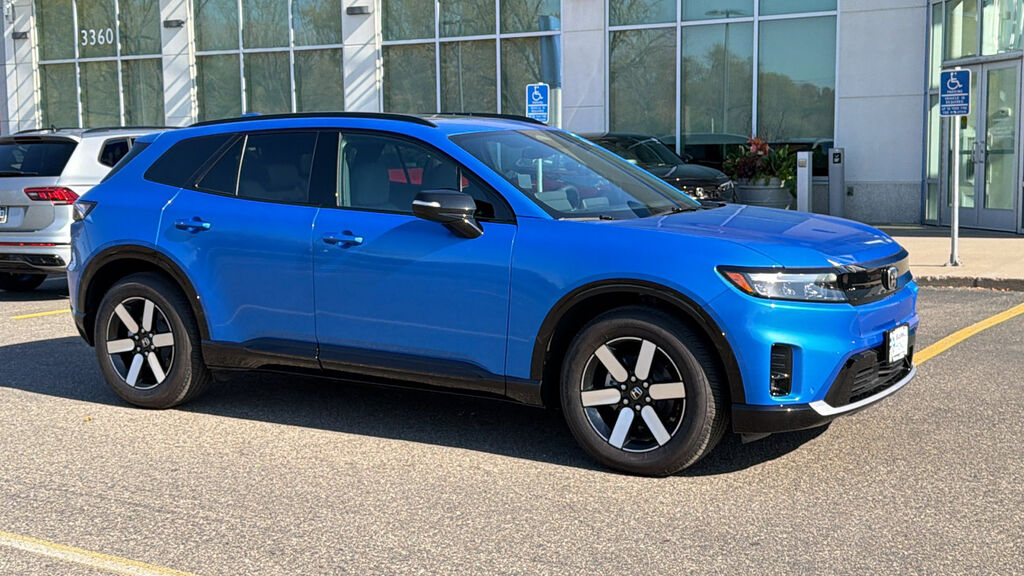 2026 Honda Prologue AWD Touring — photo 1 of 7
