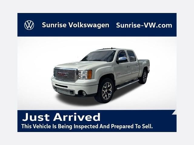 2011 GMC Sierra 1500 Denali — photo 1 of 39
