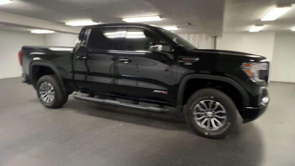 2022 GMC Sierra 1500 Limited AT4 — photo 1 of 7