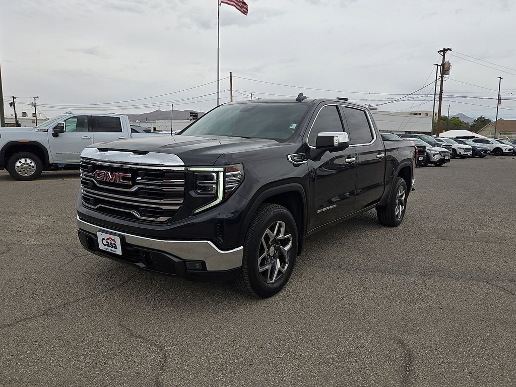 2024 GMC Sierra 1500 SLT — photo 1 of 13
