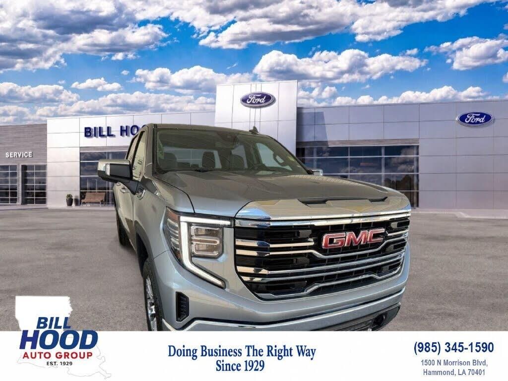 2025 GMC Sierra 1500 SLT — photo 1 of 1