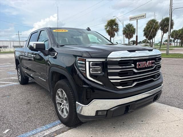 2025 GMC Sierra 1500 SLT — photo 1 of 19