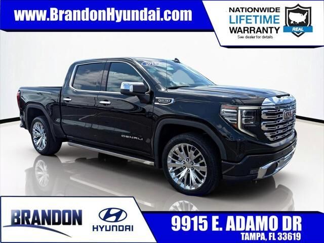 2023 GMC Sierra 1500 Denali — photo 1 of 26