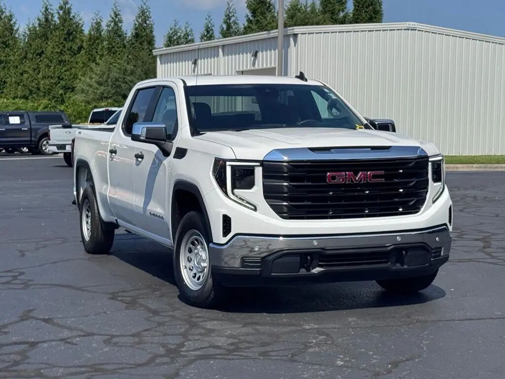 2024 GMC Sierra 1500 Pro — photo 1 of 26
