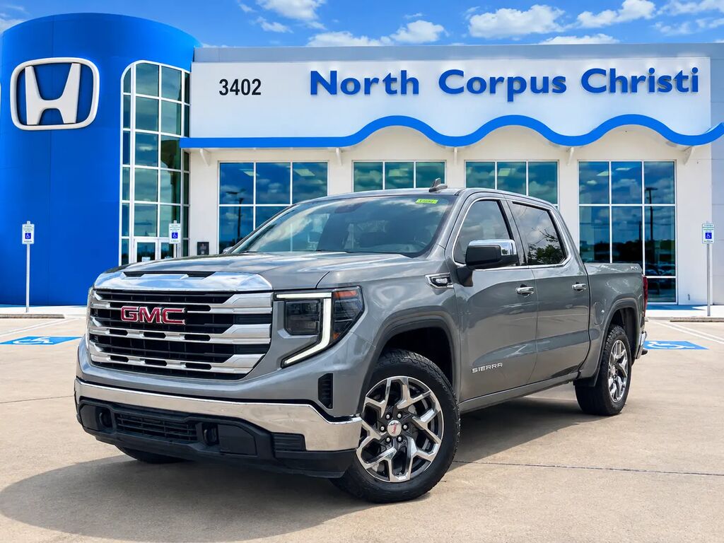 2023 GMC Sierra 1500 SLE — photo 1 of 13