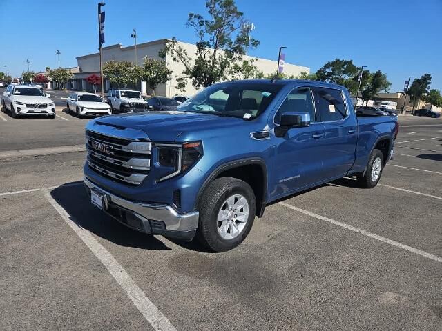 2024 GMC Sierra 1500 SLE