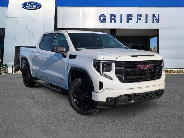 2024 GMC Sierra 1500 Elevation Standard — photo 1 of 13