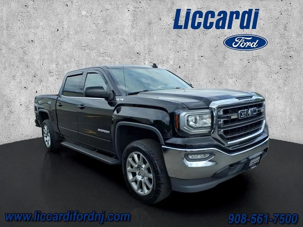 2017 GMC Sierra 1500 SLE — photo 1 of 13