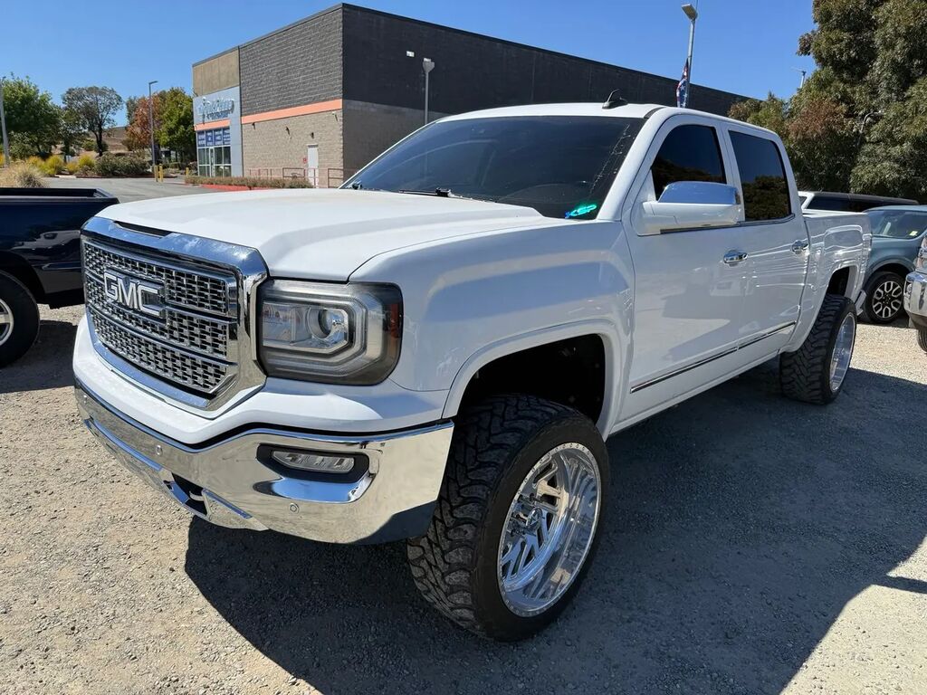2018 GMC Sierra 1500 SLT — photo 1 of 13