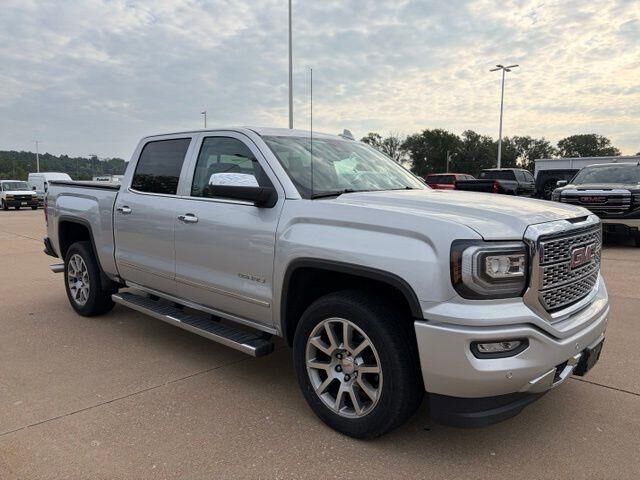 2018 GMC Sierra 1500 Denali — photo 1 of 13