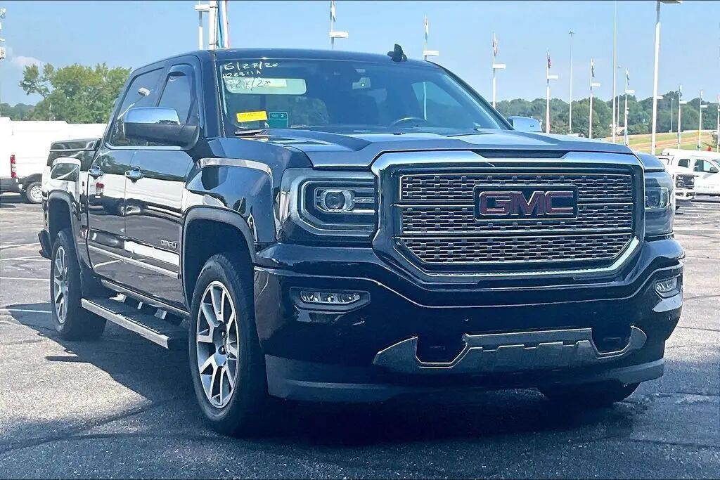 2016 GMC Sierra 1500 Denali — photo 1 of 33