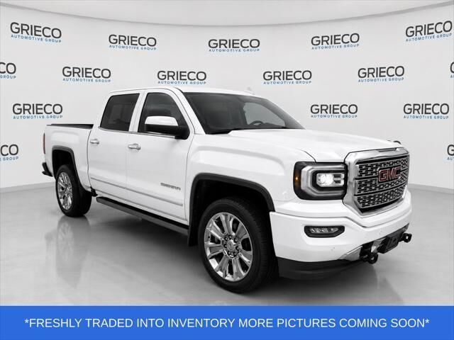 2017 GMC Sierra 1500 Denali — photo 1 of 6