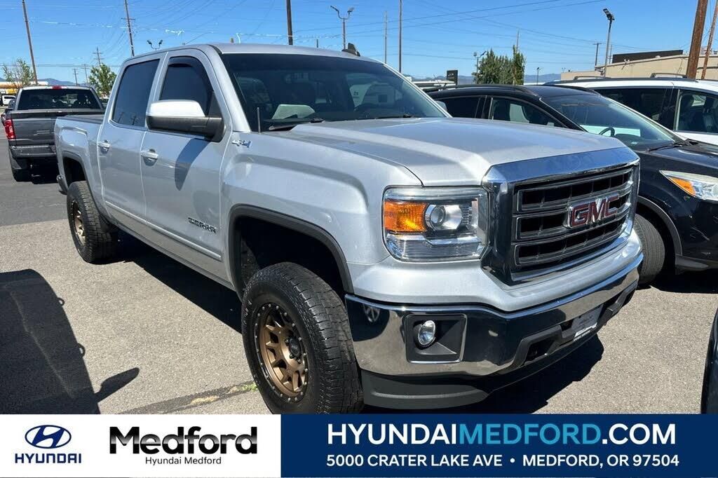 2015 GMC Sierra 1500 SLE — photo 1 of 2