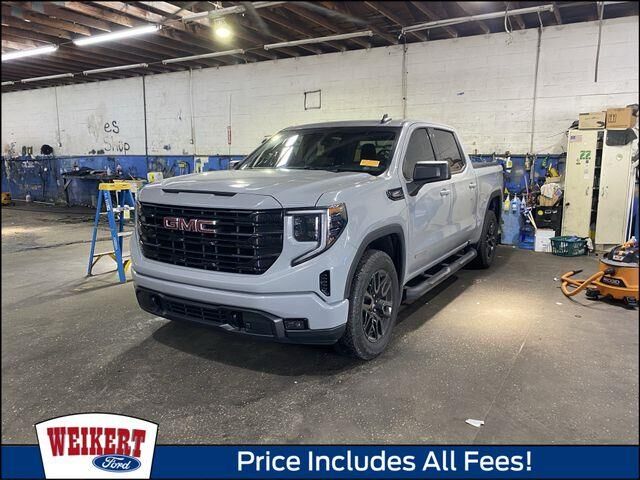 2024 GMC Sierra 1500 Elevation — photo 1 of 26