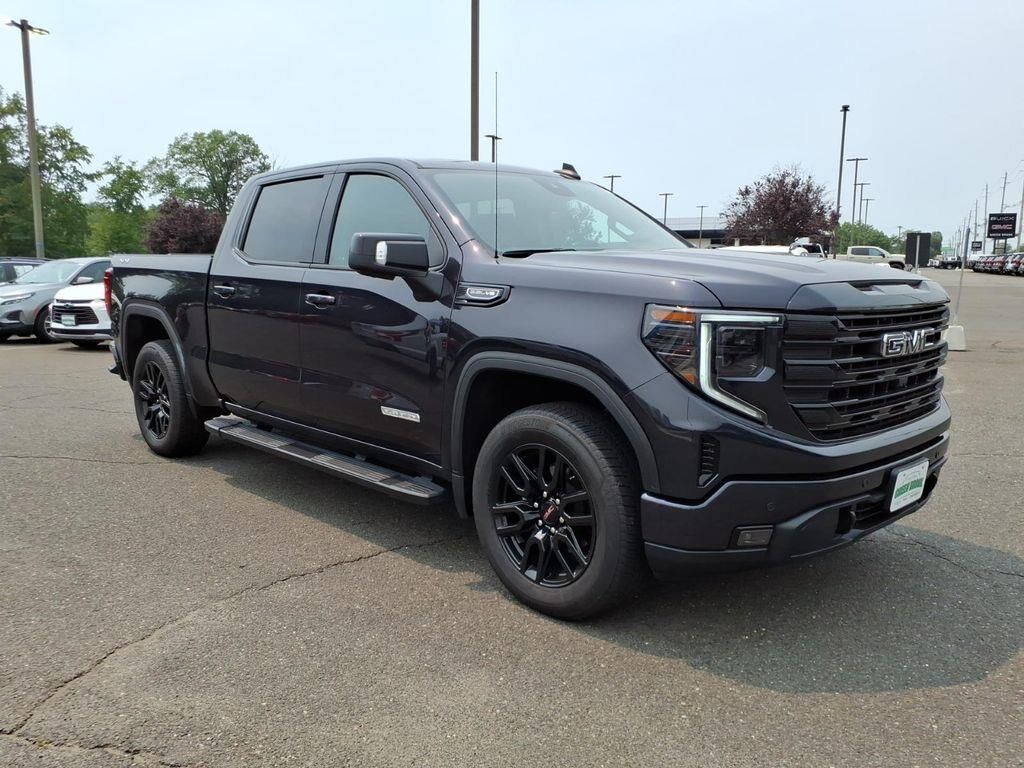 2024 GMC Sierra 1500 Elevation — photo 1 of 2