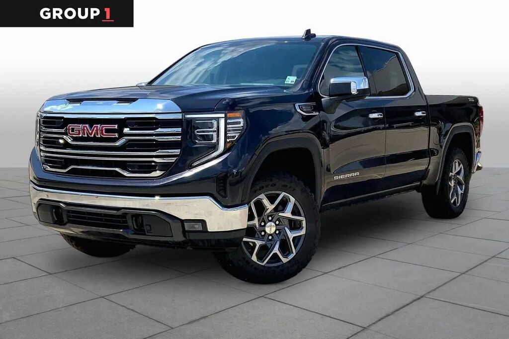 2023 GMC Sierra 1500 SLT — photo 1 of 13