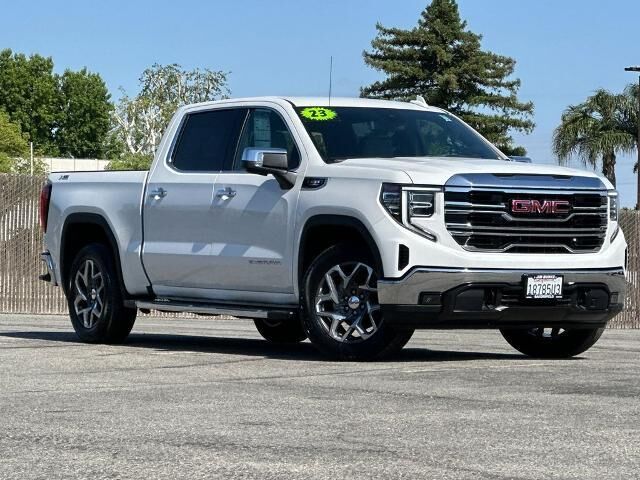2023 GMC Sierra 1500 SLT — photo 1 of 13