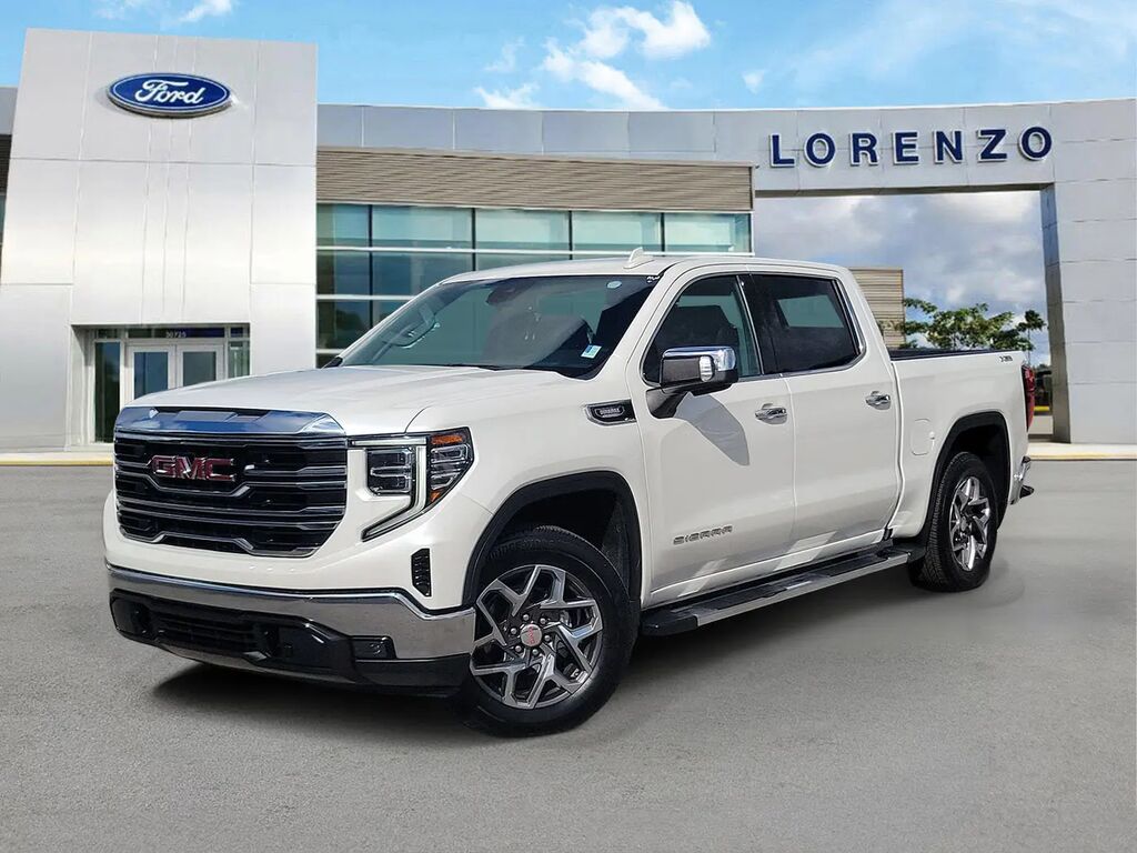 2023 GMC Sierra 1500 SLT — photo 1 of 13