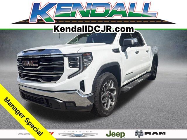 2023 GMC Sierra 1500 SLT — photo 1 of 14