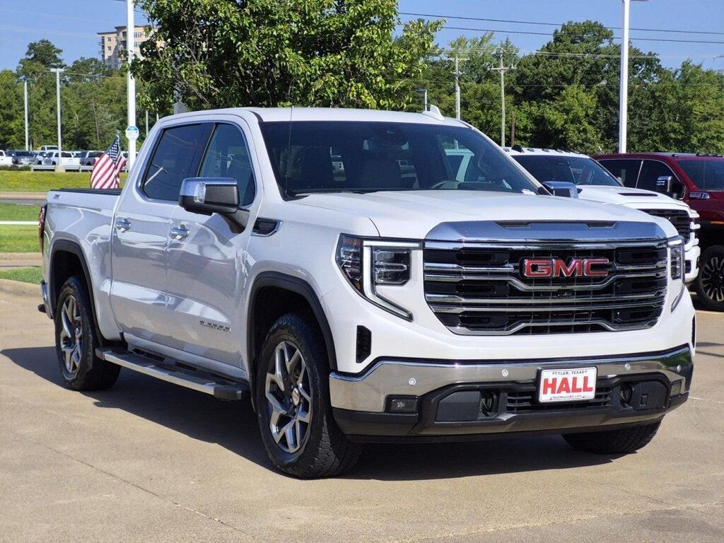 2024 GMC Sierra 1500 SLT — photo 1 of 16
