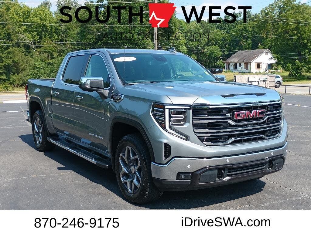 2025 GMC Sierra 1500 SLT — photo 1 of 2