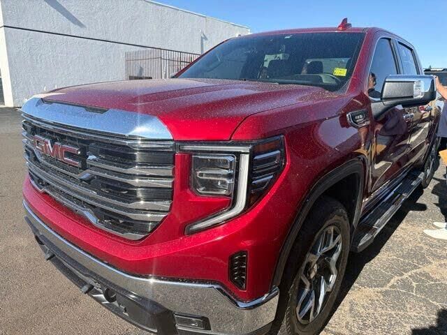 2023 GMC Sierra 1500 SLT — photo 1 of 1