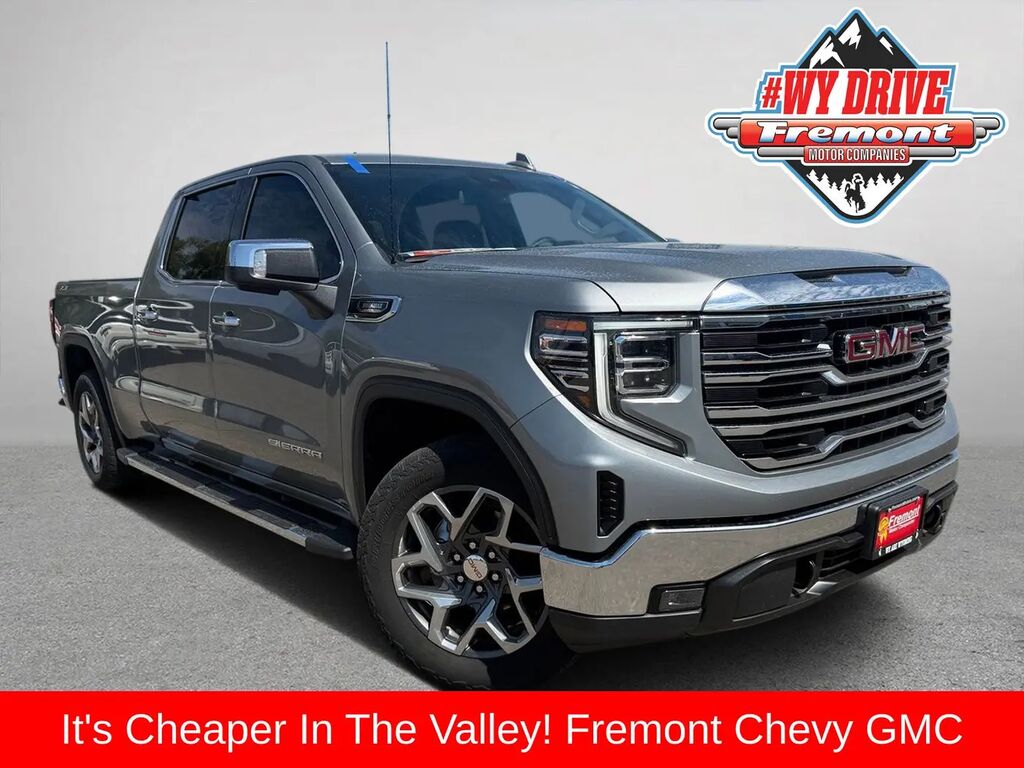 2024 GMC Sierra 1500 SLT — photo 1 of 23