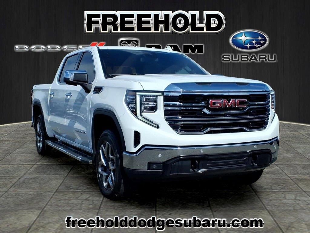 2023 GMC Sierra 1500 SLT — photo 1 of 13