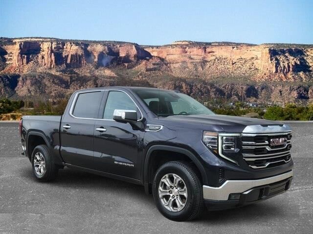2025 GMC Sierra 1500 SLT — photo 1 of 13
