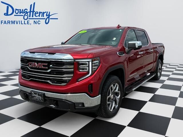 2025 GMC Sierra 1500 SLT — photo 1 of 12