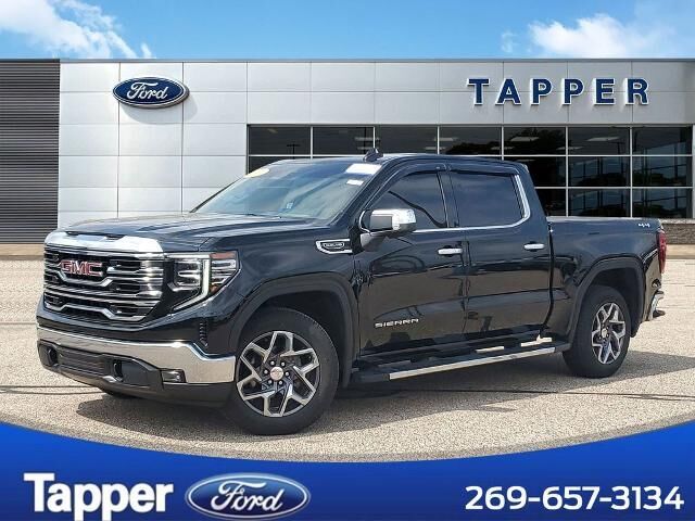 2022 GMC Sierra 1500 SLT