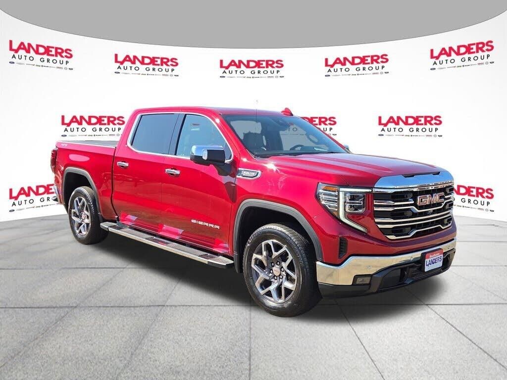 2024 GMC Sierra 1500 SLT — photo 1 of 1