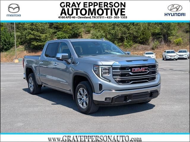 2025 GMC Sierra 1500 SLT — photo 1 of 26