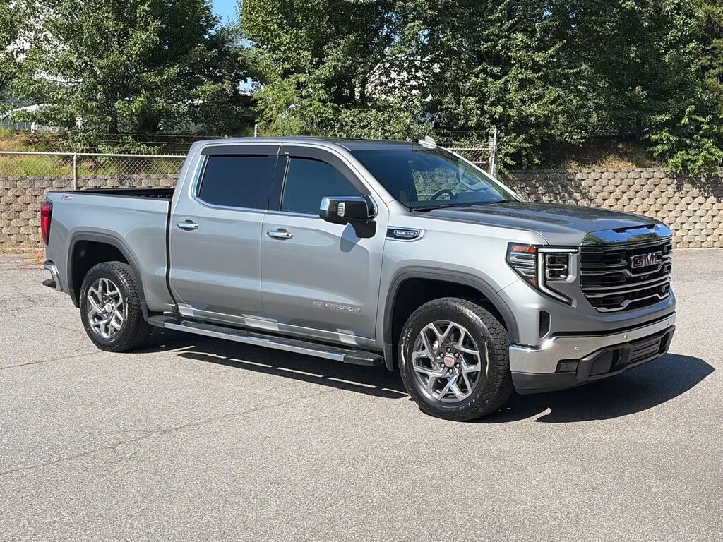 2024 GMC Sierra 1500 SLT — photo 1 of 14