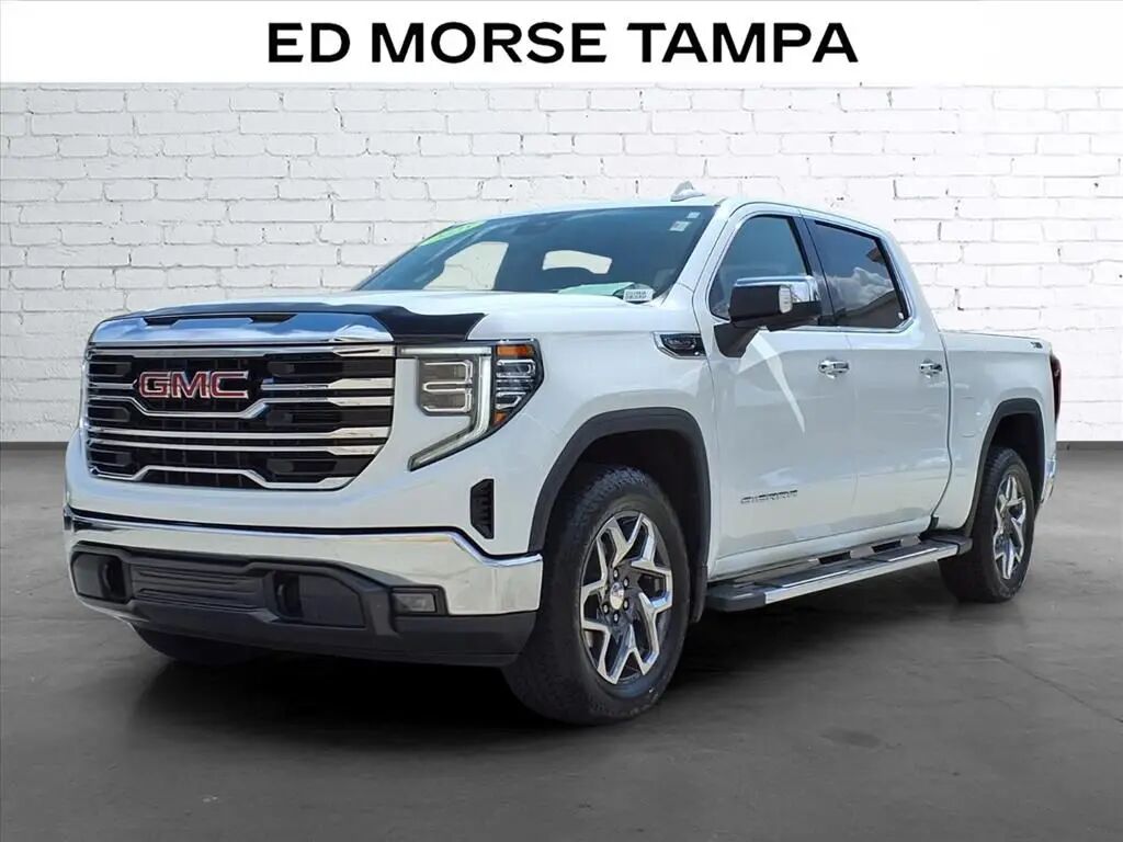 2025 GMC Sierra 1500 SLT — photo 1 of 15