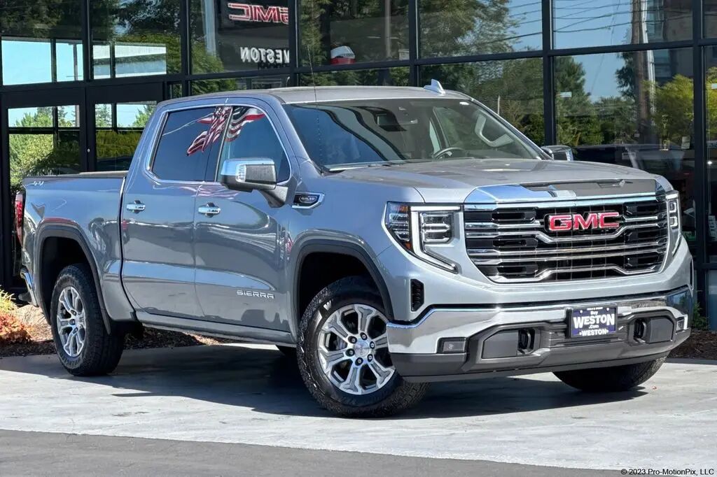 2025 GMC Sierra 1500 SLT — photo 1 of 26