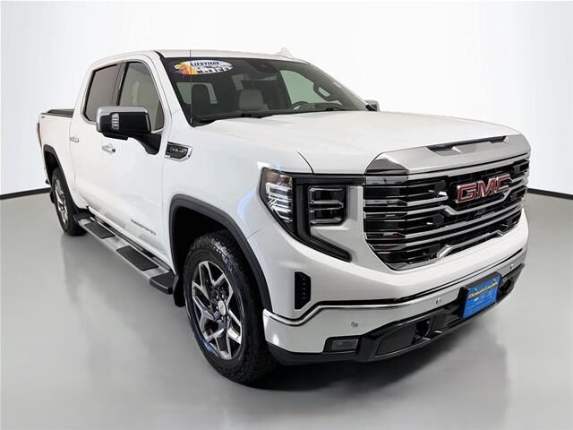 2025 GMC Sierra 1500 SLT — photo 1 of 26