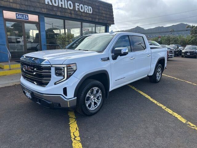 2024 GMC Sierra 1500 SLT — photo 1 of 11