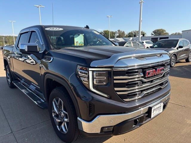 2022 GMC Sierra 1500 SLT