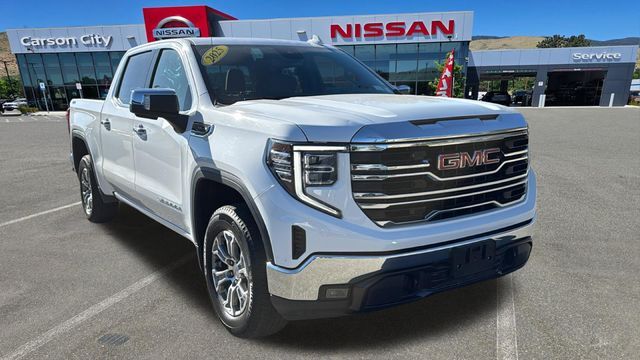 2025 GMC Sierra 1500 SLT — photo 1 of 13